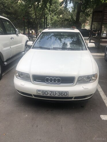 Audi A4 2000, 250,000 km - 1.8 l - Bakı