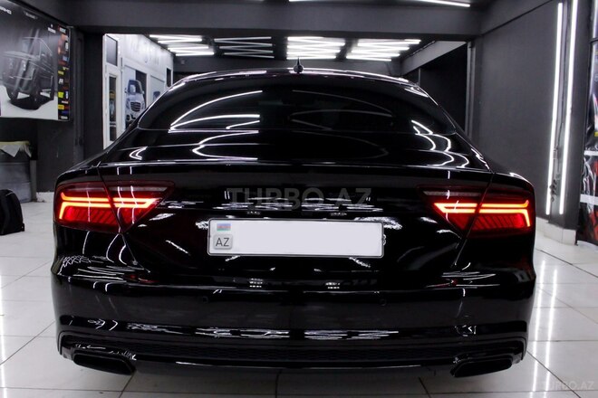 Audi A7 2016, 131,347 km - 2.0 л - Bakı