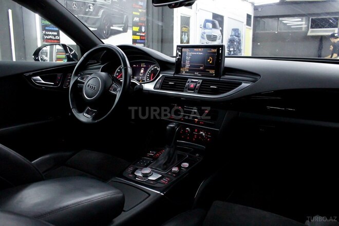 Audi A7 2016, 131,347 km - 2.0 л - Bakı