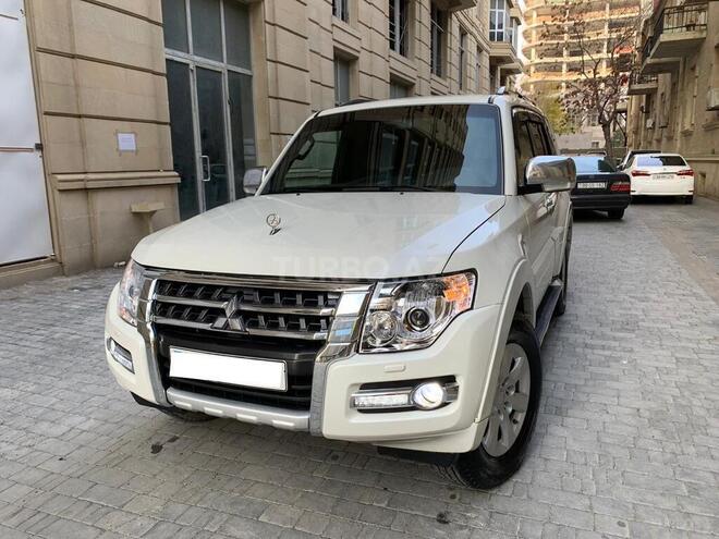 Mitsubishi Pajero 2011, 156,000 km - 3.5 л - Bakı