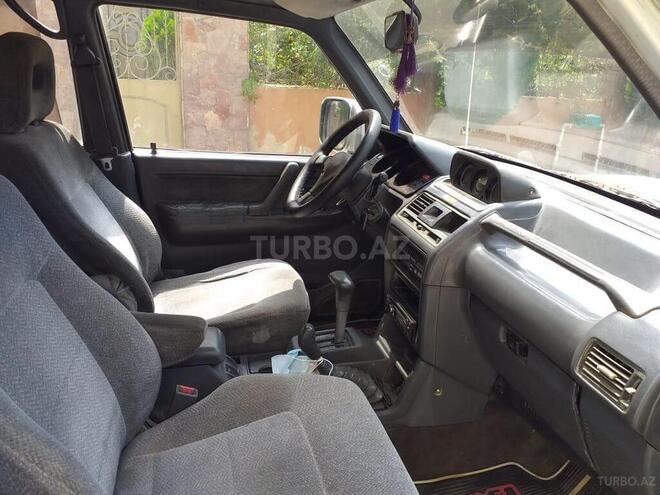 Mitsubishi Pajero 1993, 385,000 km - 2.8 l - Bakı