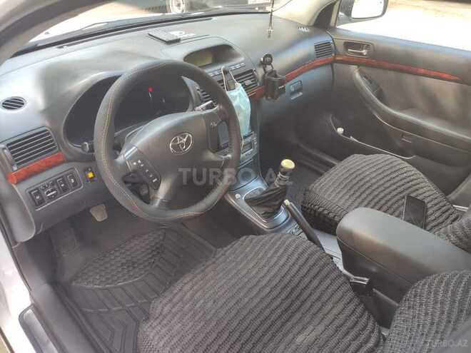 Toyota Avensis 2005, 310,258 km - 2.2 l - Bakı