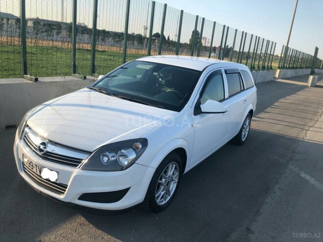 Opel Astra 2009, 206,000 km - 1.7 л - Bakı