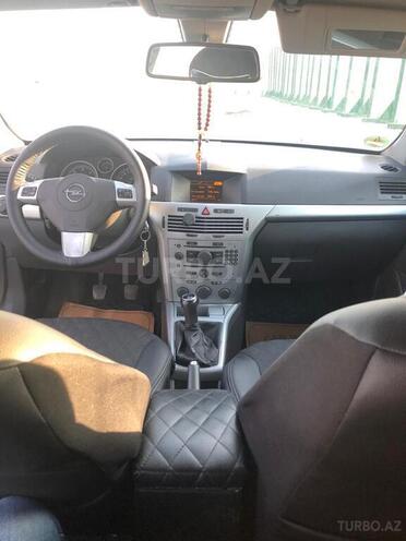 Opel Astra 2009, 206,000 km - 1.7 л - Bakı