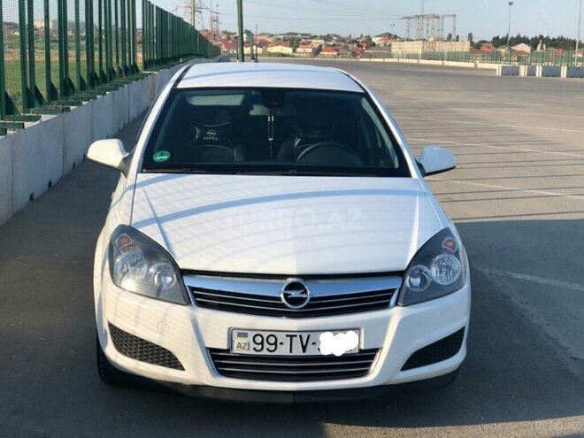 Opel Astra 2009, 206,000 km - 1.7 л - Bakı