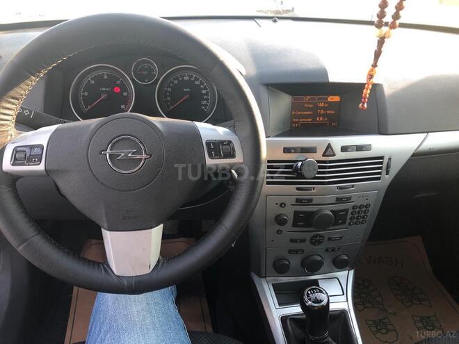Opel Astra 2009, 206,000 km - 1.7 л - Bakı