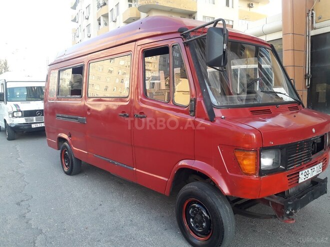 Mercedes 208 D 1994, 310,000 km - 2.5 l - Bakı