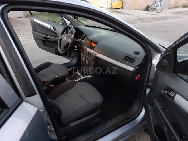 Opel Astra 2006, 220,000 km - 1.3 l - Bakı