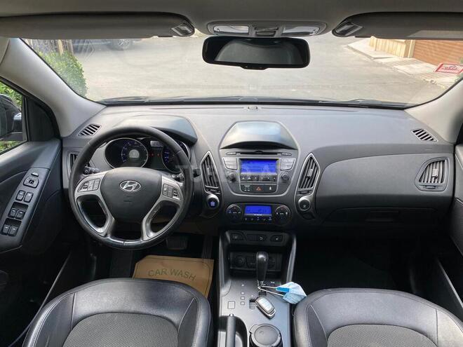 Hyundai ix35 2013, 128,000 km - 2.0 l - Bakı