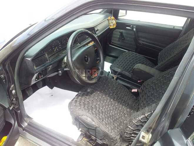 Mercedes 190 1992, 200,000 km - 2.0 л - Bakı