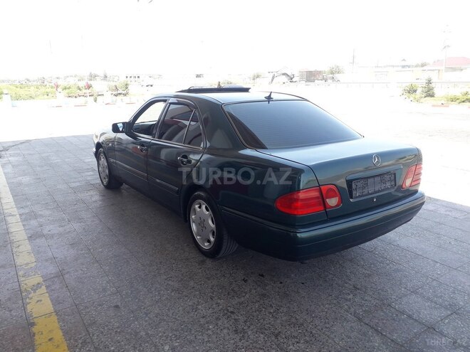 Mercedes E 230 1996, 256,890 km - 2.3 л - Sumqayıt