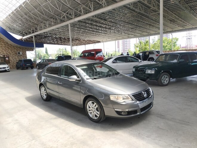 Volkswagen Passat 2006, 236,000 km - 2.0 l - Gəncə