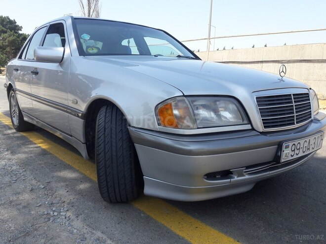 Mercedes C 220 1999, 398,000 km - 2.2 l - Bakı