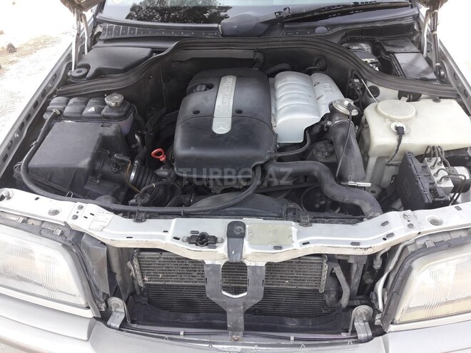 Mercedes C 220 1999, 398,000 km - 2.2 l - Bakı