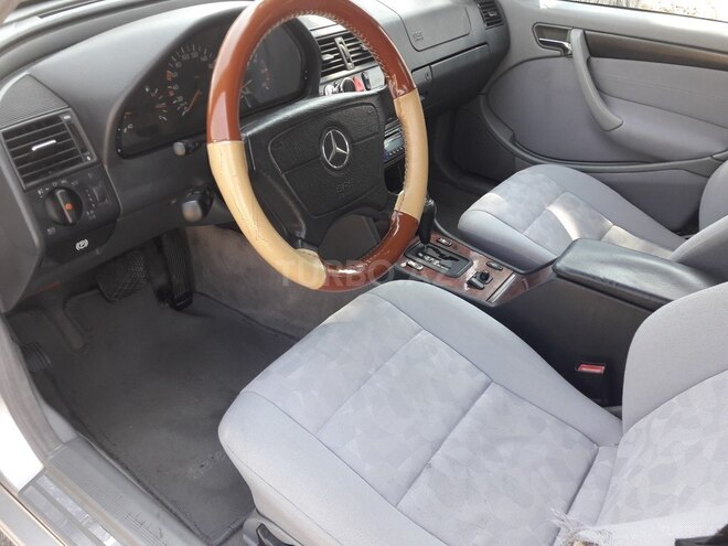 Mercedes C 220 1999, 398,000 km - 2.2 l - Bakı