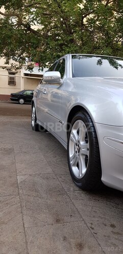 Mercedes E 220 2007, 191,500 km - 2.2 l - Bakı