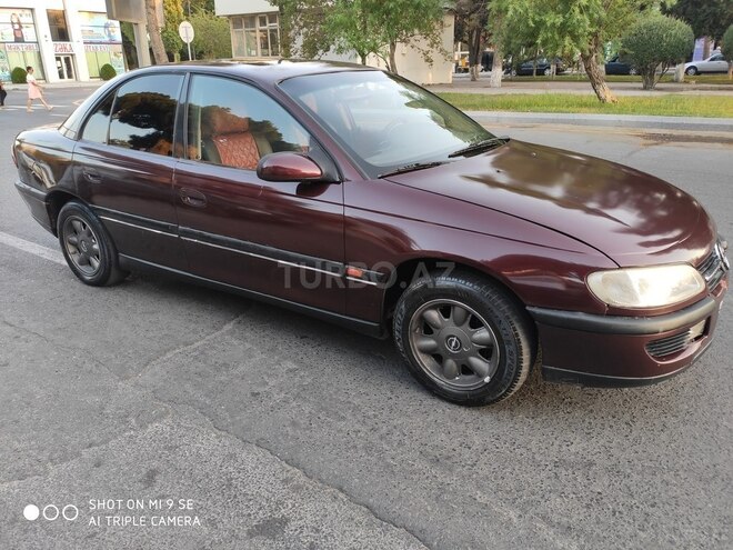 Opel Omega 1995, 305,463 km - 2.0 l - Sumqayıt