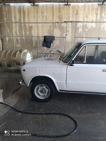 LADA (VAZ) 21011 1979, 233,440 km - 1.5 l - Bakı