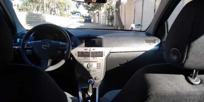 Opel Astra 2005, 245,000 km - 1.4 l - Bakı