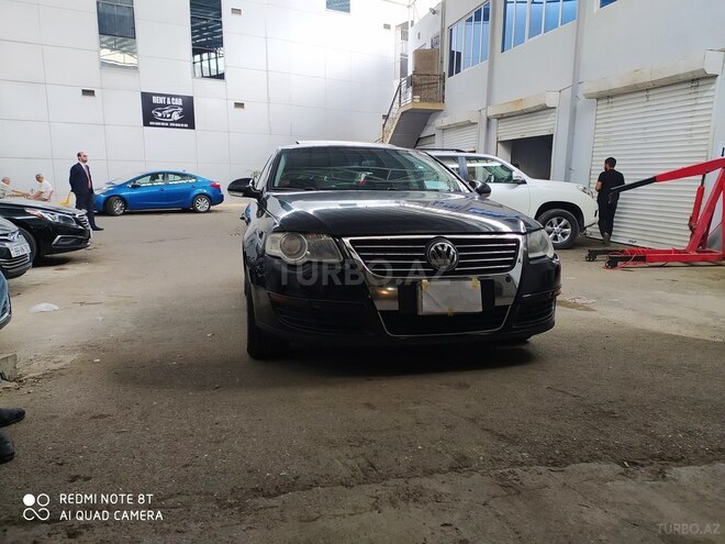 Volkswagen Passat 2005, 327,123 km - 2.0 l - Bakı