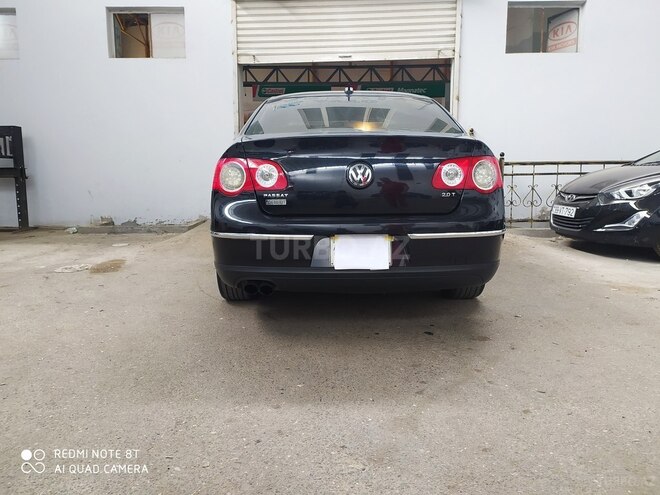 Volkswagen Passat 2005, 327,123 km - 2.0 l - Bakı