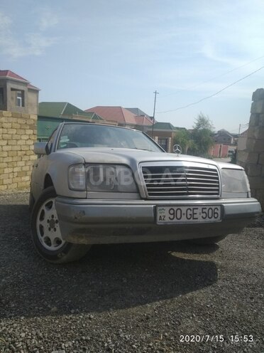 Mercedes E 220 1994, 401,020 km - 2.2 l - Bakı