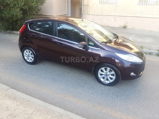 Ford Fiesta 2011, 106,000 km - 1.4 l - Bakı