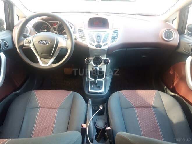 Ford Fiesta 2011, 106,000 km - 1.4 l - Bakı