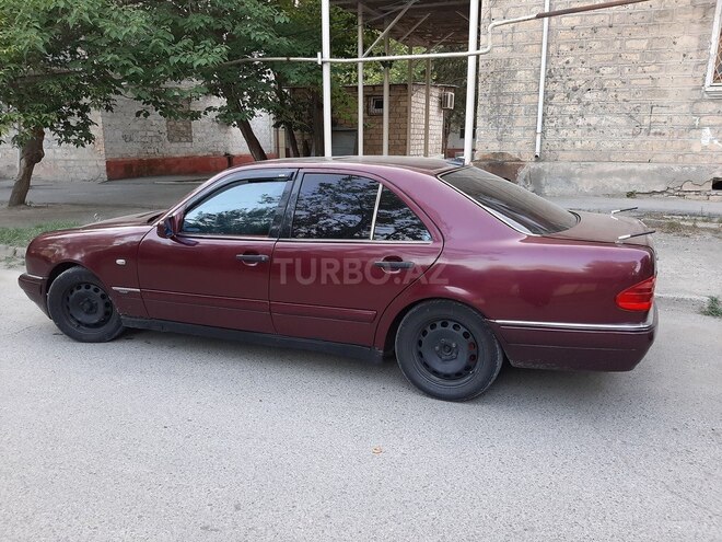 Mercedes E 230 1995, 384,107 km - 2.3 l - Mingəçevir