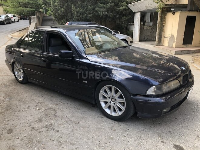 BMW 528 2000, 250,000 km - 2.8 l - Bakı