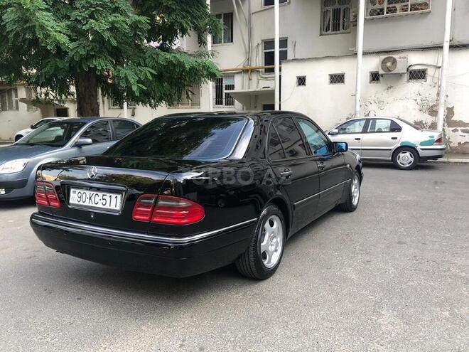 Mercedes E 240 1998, 390,000 km - 2.4 l - Bakı