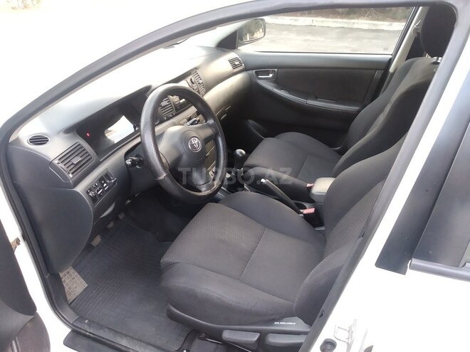 Toyota Corolla 2005, 130,498 km - 1.4 л - Bakı