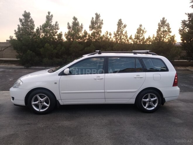 Toyota Corolla 2005, 130,498 km - 1.4 л - Bakı