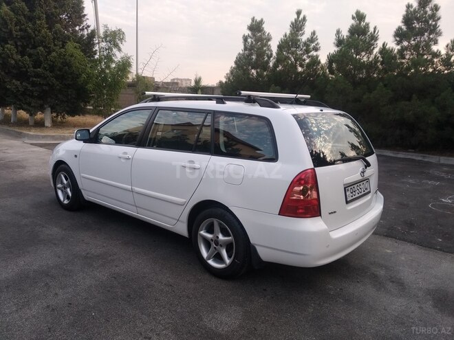 Toyota Corolla 2005, 130,498 km - 1.4 л - Bakı