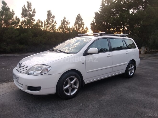Toyota Corolla 2005, 130,498 km - 1.4 л - Bakı