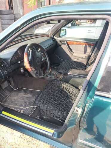 Mercedes C 180 1997, 425,685 km - 1.8 л - Beyləqan