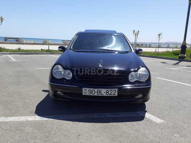 Mercedes C 320 2001, 327,700 km - 3.2 l - Sumqayıt