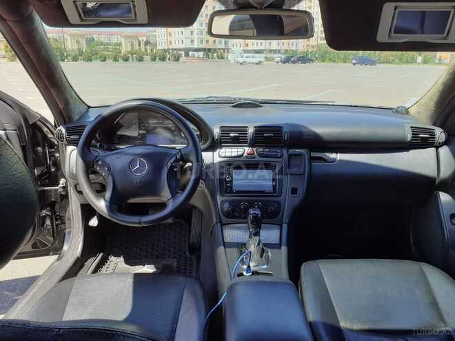 Mercedes C 320 2001, 327,700 km - 3.2 l - Sumqayıt
