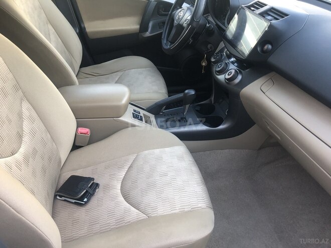 Toyota RAV4 2010, 122,000 km - 2.5 l - Bakı