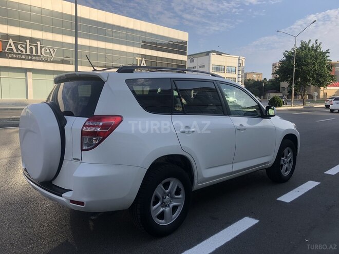 Toyota RAV4 2010, 122,000 km - 2.5 l - Bakı