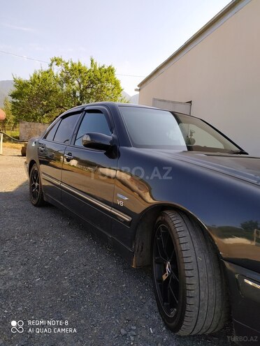 Mercedes E 430 2001, 260,000 km - 4.3 l - Balakən