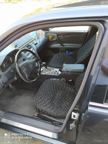 Mercedes E 430 2001, 260,000 km - 4.3 l - Balakən