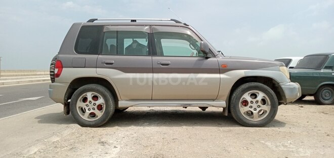 Mitsubishi Pajero io 2000, 135,000 km - 2.0 л - Bakı