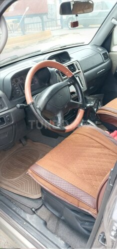 Mitsubishi Pajero io 2000, 135,000 km - 2.0 л - Bakı
