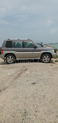 Mitsubishi Pajero io 2000, 135,000 km - 2.0 л - Bakı