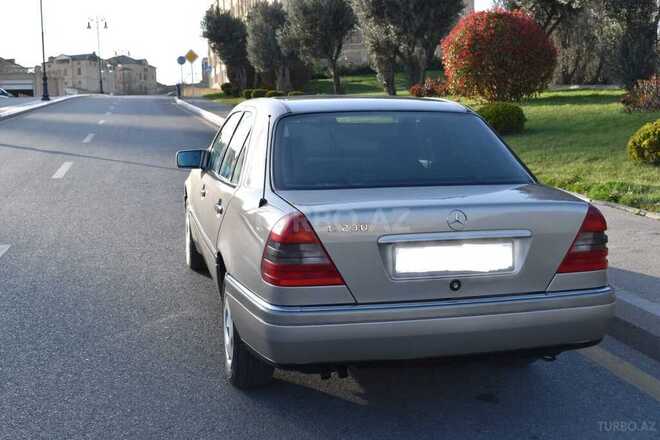 Mercedes C 230 1997, 425,000 km - 2.3 l - Bakı