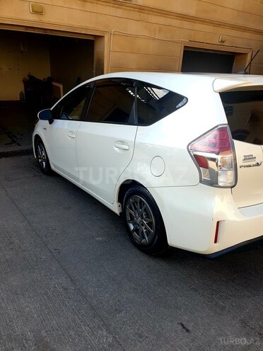 Toyota Prius V 2015, 60,251 km - 1.8 л - Bakı