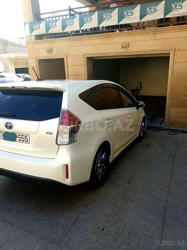 Toyota Prius V 2015, 60,251 km - 1.8 л - Bakı