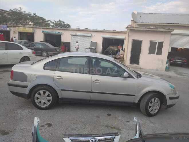 Volkswagen Passat 1998, 290,000 km - 1.8 l - Bakı