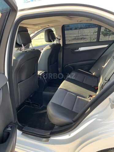 Mercedes C 250 2008, 182,100 km - 2.5 l - Bakı
